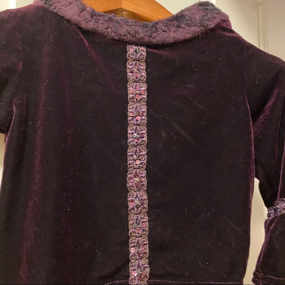 CachCach Velvet Holiday Outfit - Picture 2 of 5